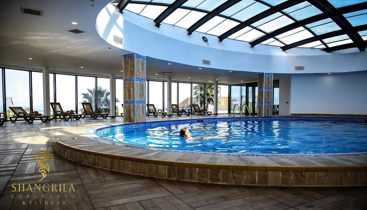 Orbi City Hotel Sea View 바투미 5*,